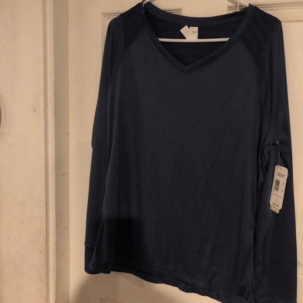 Sports shirt